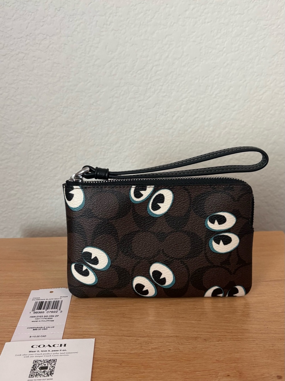 Coach Halloween Eyes Signature Corner Zip Wristlet